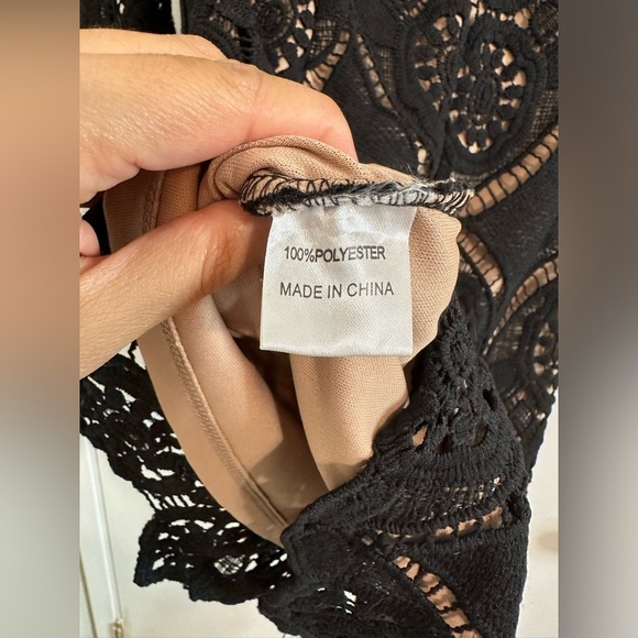 ASOS LOVE TRIANGLE Lace V-Neck Long Sleeved Bodycon Mini EUC - Picture 10 of 11